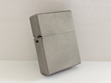 TITANIUM Armor Space Grau TITAN Feuerzeug Limited, Rar mit zippo benzintank, neu