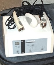 ULTRASCHALL GESICHT UND