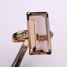 Frauen Ring mit Rauchtopas aus