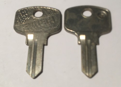 Peugeot oldtimer - peugeot,