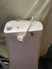 Warm Wasser   Untertischboiler