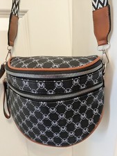 Damen Umhängetasche Tasche Bauchtasche Schwarz