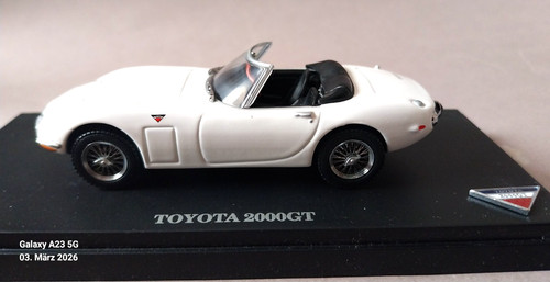 Toyota 2000 open car - open,