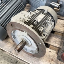 1x Siemens 1LA7106 2AA61 3kW Drehstrom-Asynchronmotor