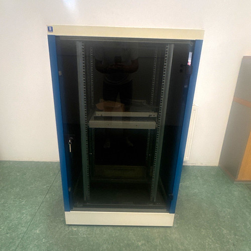 Gigamedia serverschrank - 19",