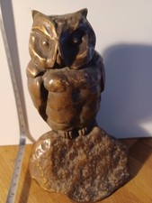 Ich biete diese Eule aus Bronze zum Verkauf an Zustand siehe Bilder