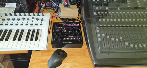 Behringer studio plus arturia - studio,