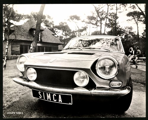 Fotografie auto simca 1200 - fotografie,