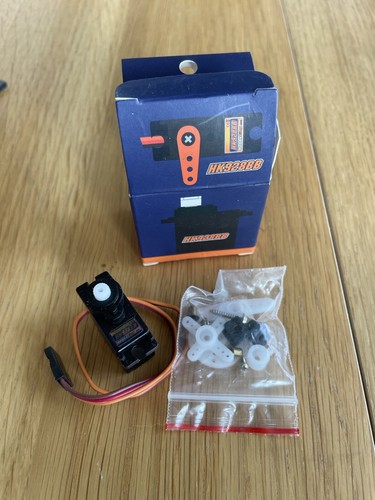 Hobbyking 928bb servo 0kg - 2,0kg, /