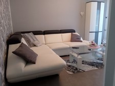 Weiche, weiße, gemütliche Eckcouch, Maße: 204 cm x 180 cm lang 