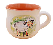 Kunst Keramik Schaf Tasse  Becher 400 ml Handbemalt Töpferware  Unikat uk076