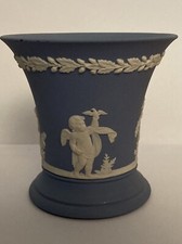 Wedgwood Jasperware blau