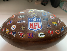 NFL Football Wilson mit allen Teams