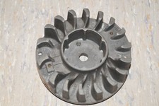 4242 Original Stihl HS 46 56 C Polrad Schwungrad Lüfterrad Zündung Rotor