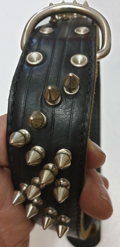 Lederhalsband mit nieten - lederhalsband,