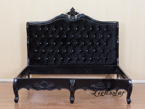 Louis bett gothic - louis,