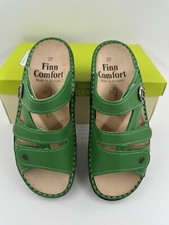 NEU OVP Sandalen Damen Grün