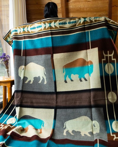 Handwoven queen alpaca - queen, native
