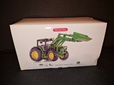 Wiking John Deere 7430 mit Frontlader im Maßstab  1:32. 