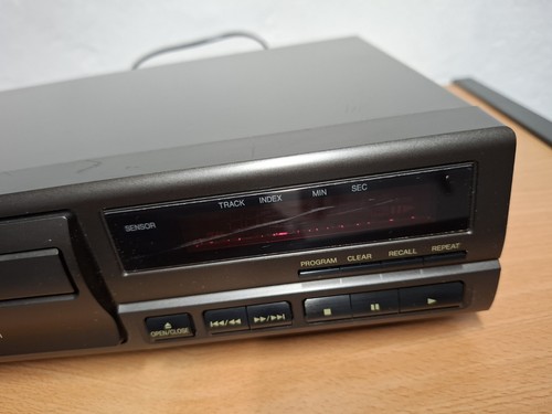 Technics compact disc player - compact,