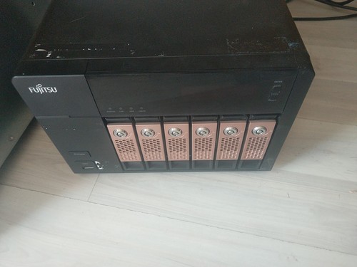 Fujitsu celvin q902 - q902, nas