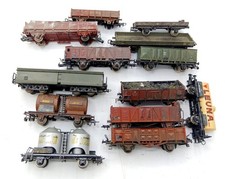 13 diverse Güterwagen