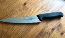 17 cm VICTORINOX Tranchiermesser wellenschliff  Swissmade Stahl👍NEU-unbenutzt