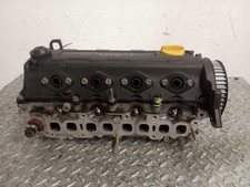 ZYLINDERKOPF DES MOTORS FÜR