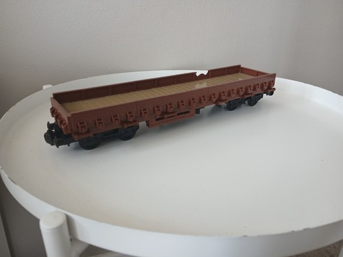 Niederbordwagen