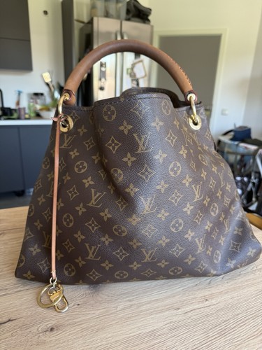 Louis vuitton artsy - louis,