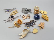 Konvolut Schmuck Vintage Retro goldfarbe silberfarbe Brosche Broschen Tuchhalter