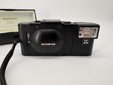 Olympus XA + A11 Blitz Kamera