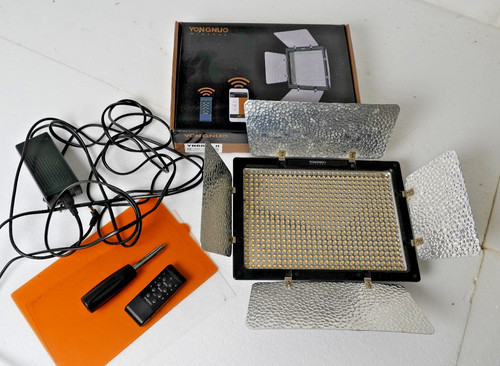 Yongnuo 600l led video - yongnuo,
