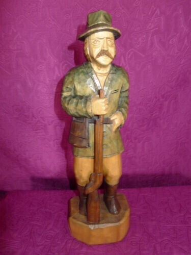 Geschnitzte holzfigur jäger - holzfigur,,