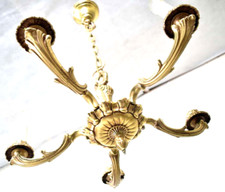 Herrschaftliche Deckenlampe