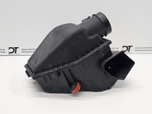 Air filter housing - /,