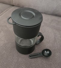 Teetasse mit Sieb und Deckel "NEU"