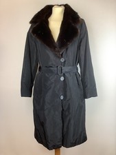 Madeleine Eleganter Trenchcoat mit herausnehmbaren Futter Echtpelzkragen Gr. 40