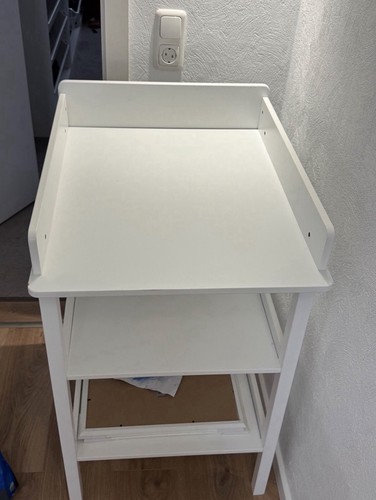 Wickeltisch verbaudet - wickeltisch,