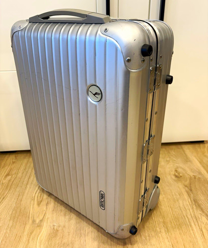 Rimowa lufthansa edition cabin - lufthansa,