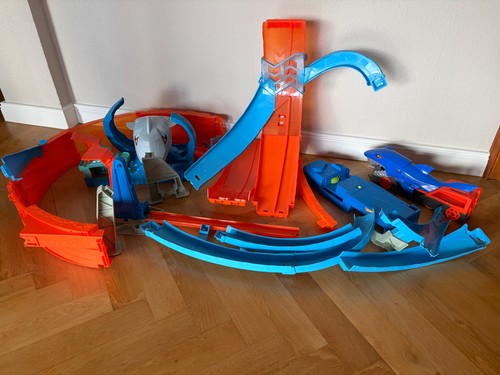 Konvolut hot wheels - hot, hai