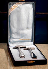 Taufgeschenk antik Baby Brei