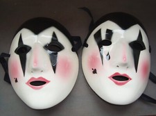2 Design Karneval Masken. Alte
