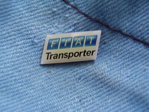 Pin fiat transporter - pin,