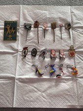 13 Alte Abzeichen und 4Alte