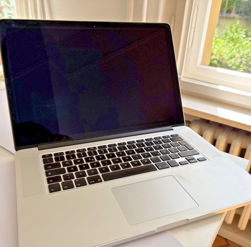 Apple macbook pro retina - apple,