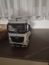 Mercedes Benz Actros 1.24