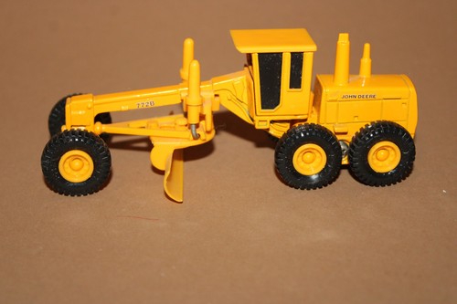 Ertl modell john - ertl, 1:64