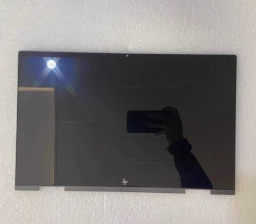 Fhd touchscreen - 15,6",