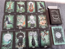 24 Wunderschöne Runen Karten